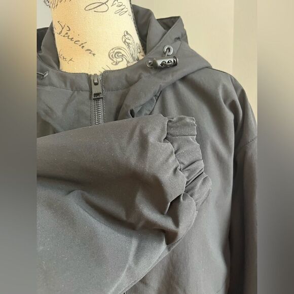Frame Technical Hooded Windbreaker Jacket NWT - Picture 10 of 16
